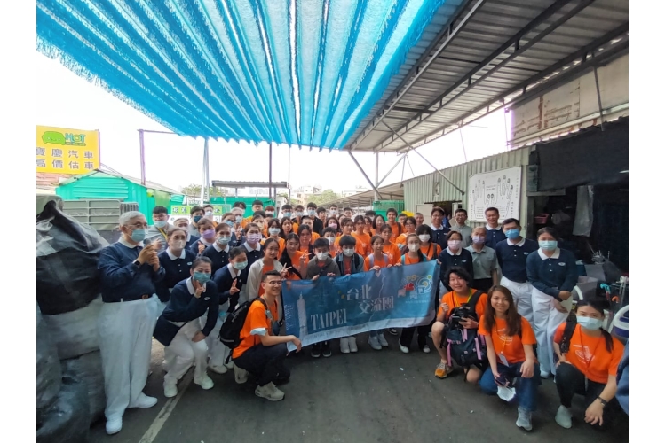 d9cd8414-2a2b-4606-a01d-15be568e7061